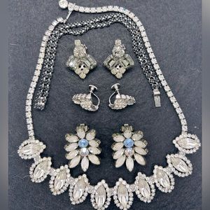 Lot of Vintage Jewelry